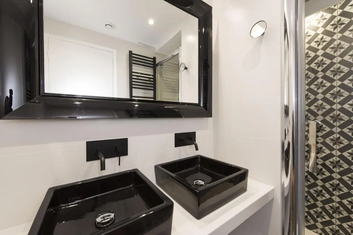 Apartment Balthazar Paris