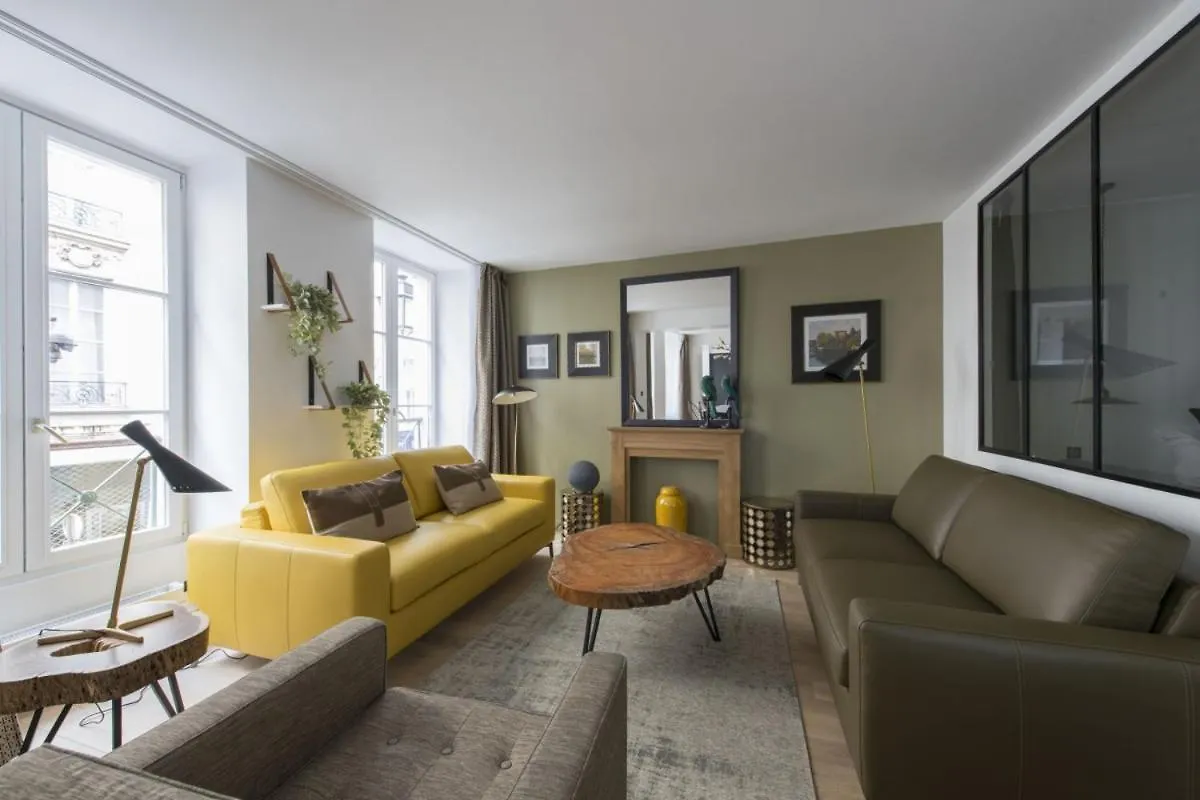 Balthazar Apartment
